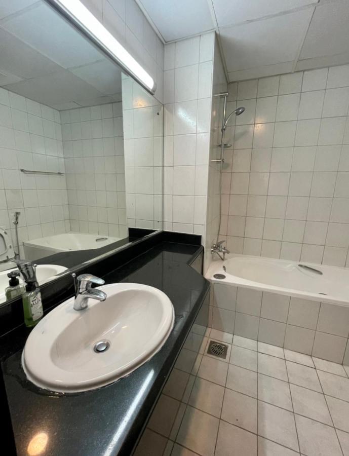 Expo Backpackers Hostel Dubai Ngoại thất bức ảnh